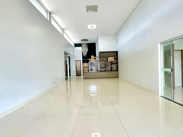 Casa com 652m² 4 quartos e 5 banheiros, à venda, no bairro Loteamento Alphaville Residencial em Goiânia