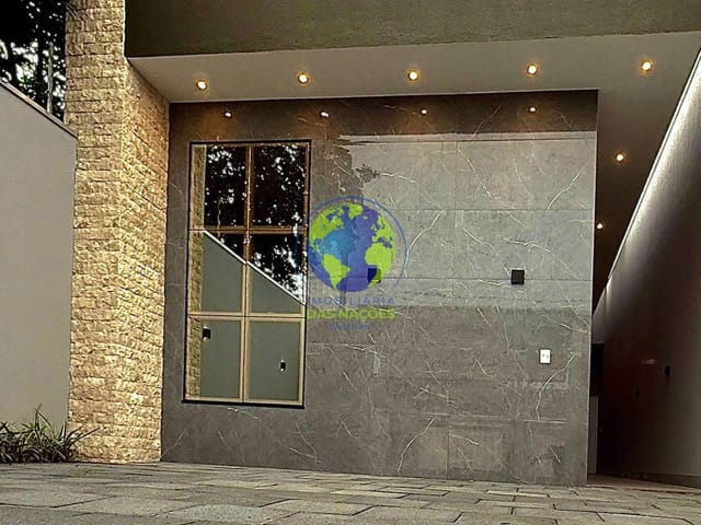 Casa com 180m² 3 quartos e 2 banheiros, à venda, no bairro Jardim Shangri-Lá em Cuiabá