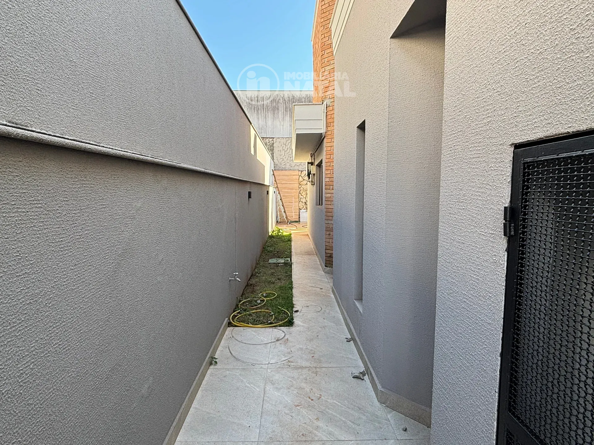 Casa, 4 quartos, 245 m² - Foto 3