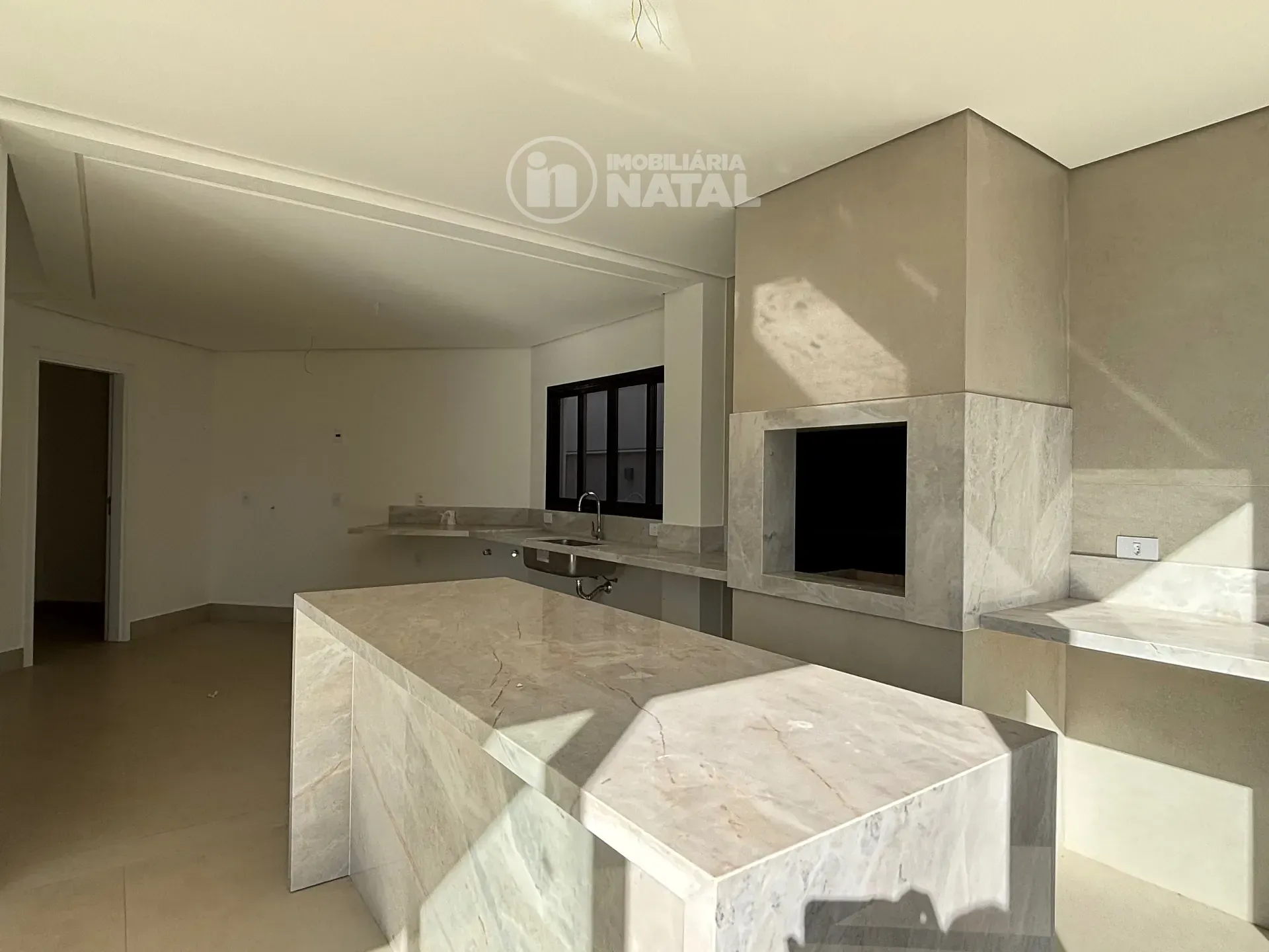 Casa, 4 quartos, 245 m² - Foto 8
