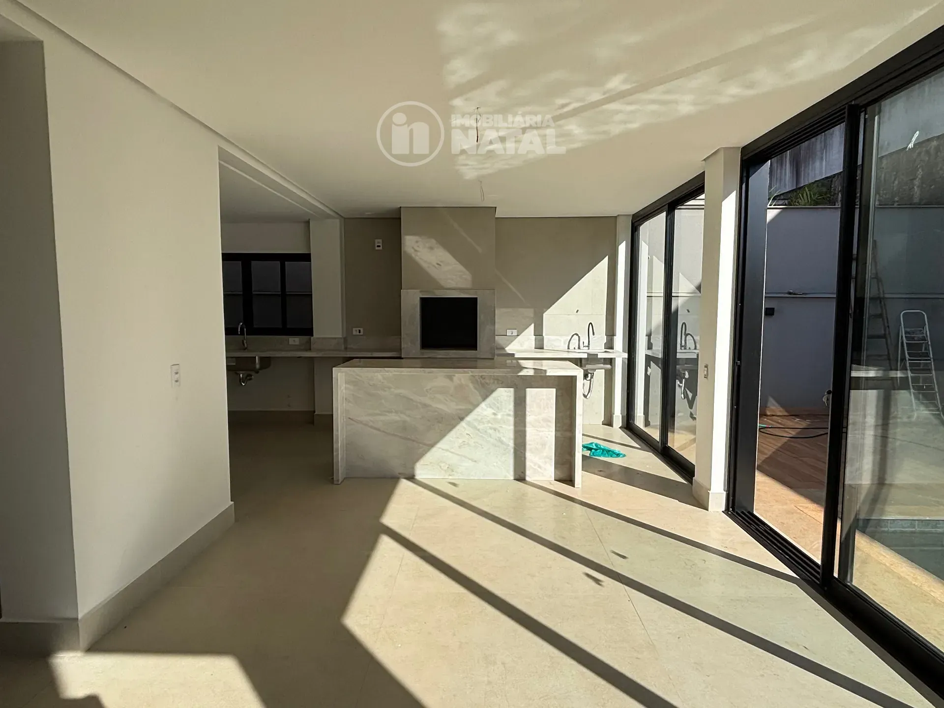 Casa, 4 quartos, 245 m² - Foto 9