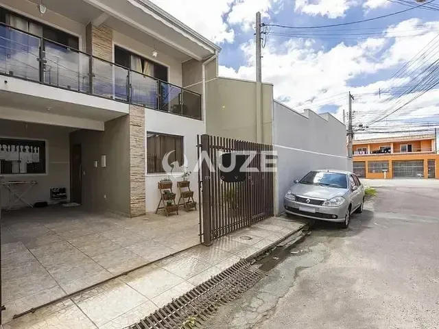 Casa com 111m² 3 quartos e 2 banheiros, à venda, no bairro Sítio Cercado em Curitiba
