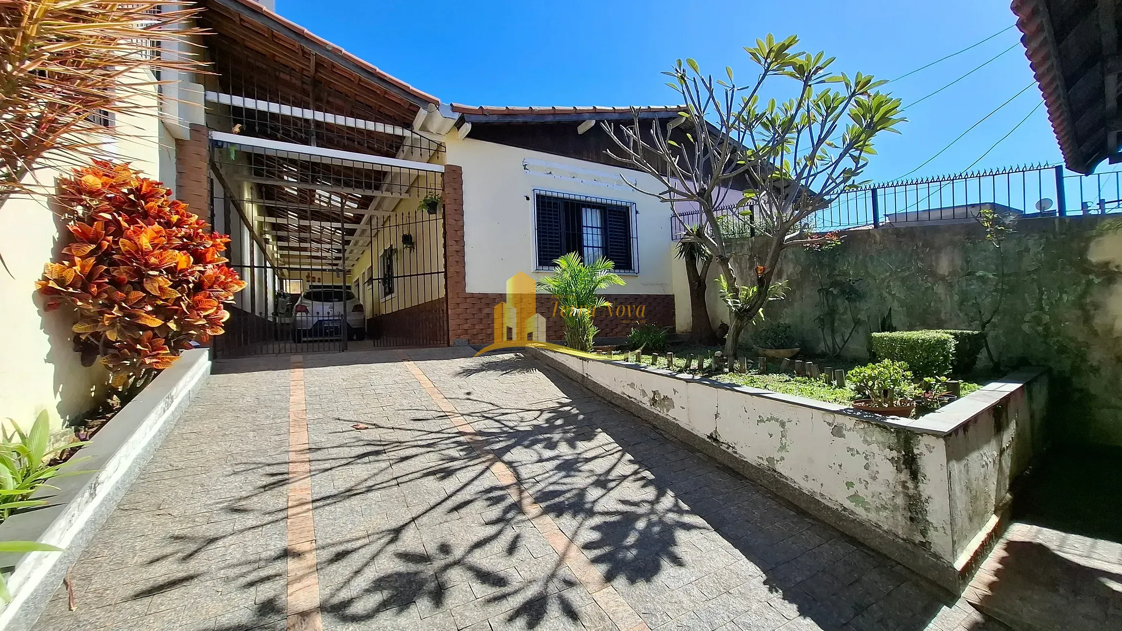 Casa, 2 quartos, 200 m² - Foto 2