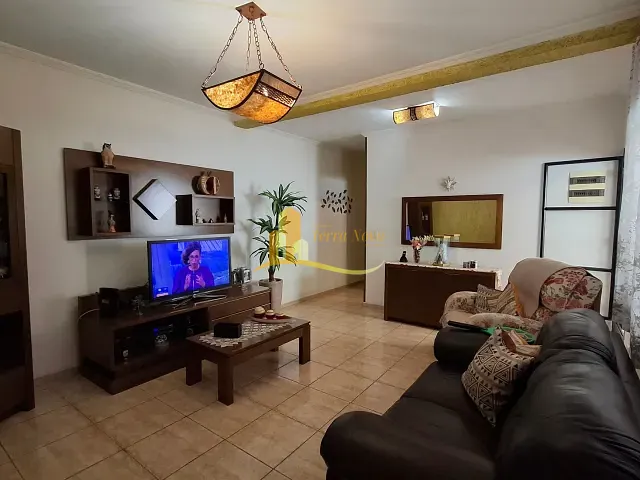 Casa com 200m² 2 quartos e 2 banheiros, à venda, no bairro Cidade Líder em São Paulo