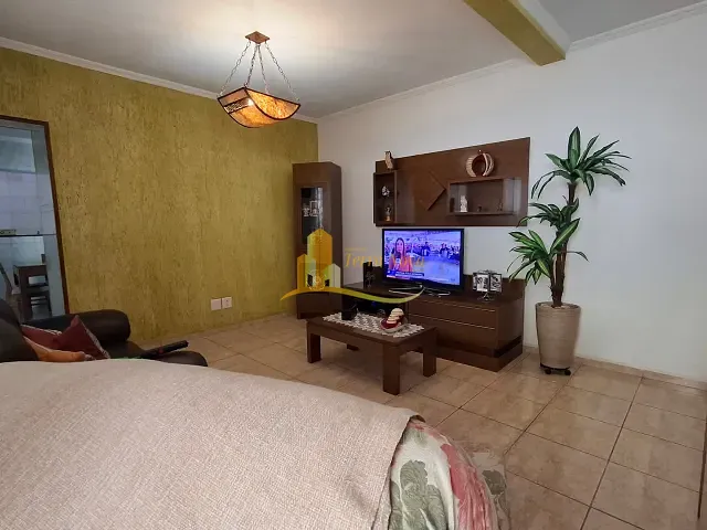 Casa com 200m² 2 quartos e 2 banheiros, à venda, no bairro Cidade Líder em São Paulo