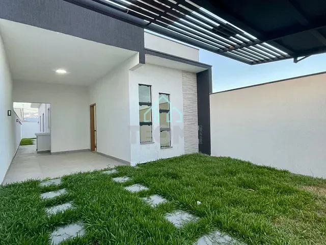 Casa com 150m² 2 quartos e 2 banheiros, à venda, no bairro Quintas Santa Cruz em Taubaté