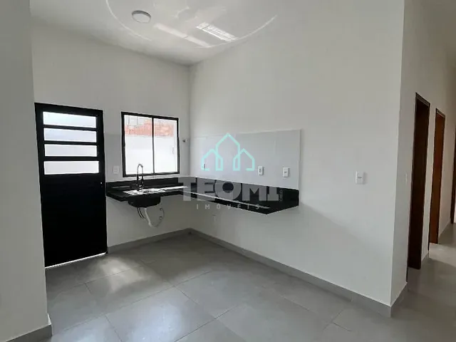 Casa com 150m² 2 quartos e 2 banheiros, à venda, no bairro Quintas Santa Cruz em Taubaté