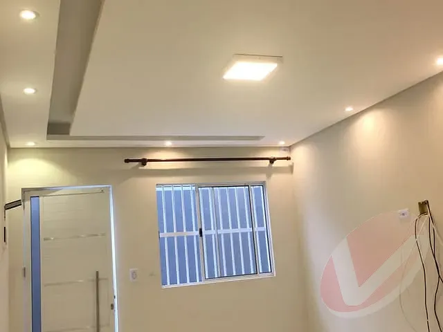 Casa com 70m² 2 quartos e 1 banheiro, à venda, no bairro Caiçara em Praia Grande