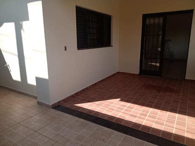 Casa com 500m² 2 quartos e 1 banheiro, à venda, no bairro Jardim Das Paineiras em Águas da Prata