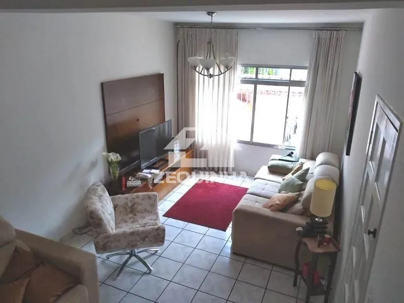 Casa, 3 quartos, 180 m² - Foto 1
