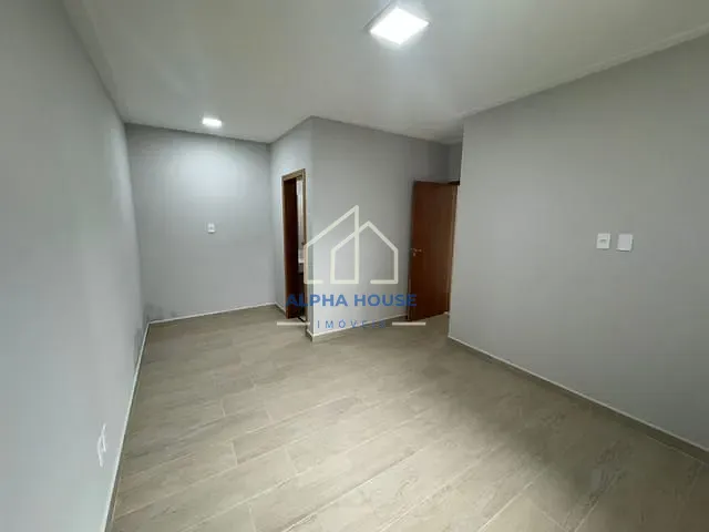 Casa com 200m² 3 quartos e 3 banheiros, à venda, no bairro Residencial Parque das Palmeiras em Pindamonhangaba