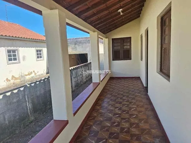 Casa com 508m² 4 quartos e 2 banheiros, à venda, no bairro Grussaí em São João da Barra
