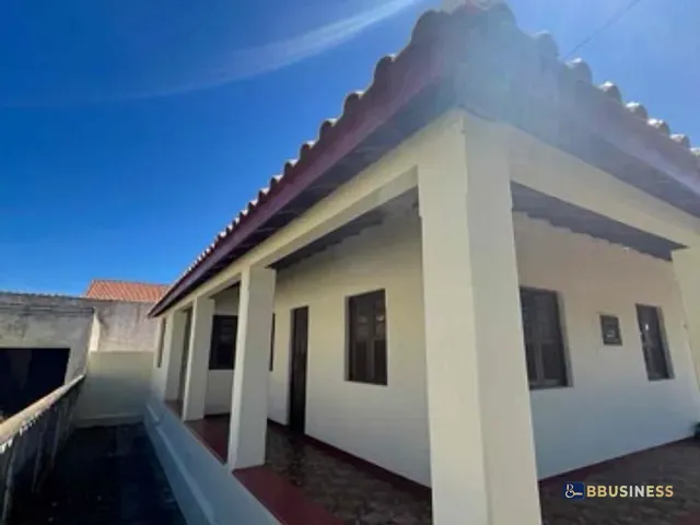 Casa com 508m² 4 quartos e 2 banheiros, à venda, no bairro Grussaí em São João da Barra