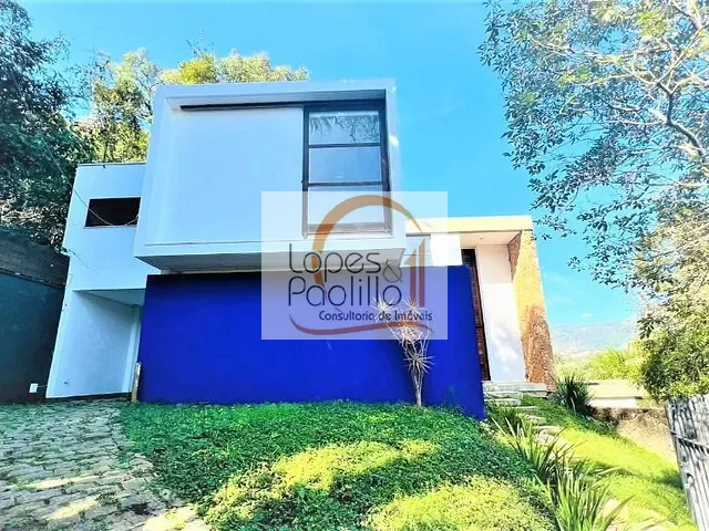 Casa com 549m² 3 quartos e 3 banheiros, à venda, no bairro Vila Junqueira em Atibaia
