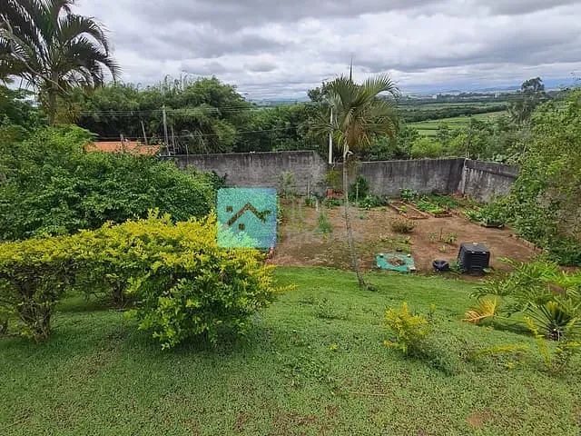 Casa com 500m² 4 quartos e 3 banheiros, à venda, no bairro Jardim das Industrias em São José dos Campos