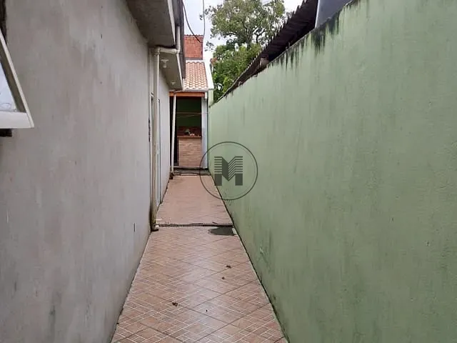 Casa com 210m² 1 quarto e 2 banheiros, à venda, no bairro Centro em Potim