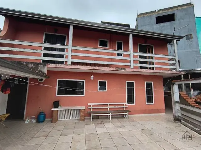 Casa 3 quartos e 2 banheiros, à venda, no bairro Parque Turiguara em Cotia