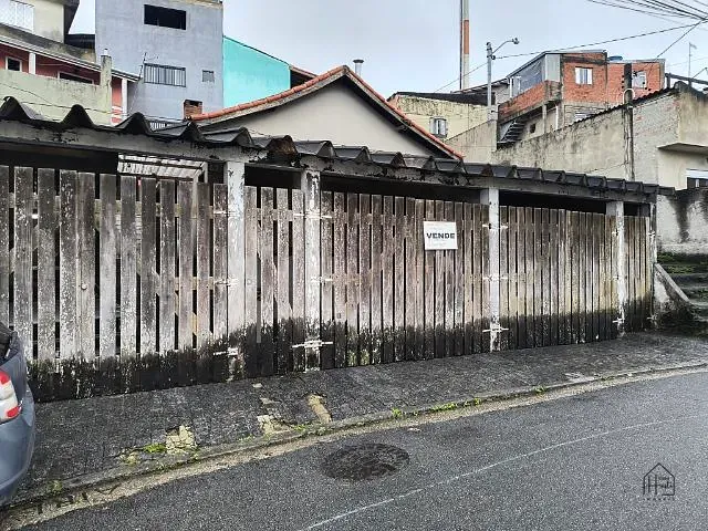 Casa 3 quartos e 2 banheiros, à venda, no bairro Parque Turiguara em Cotia