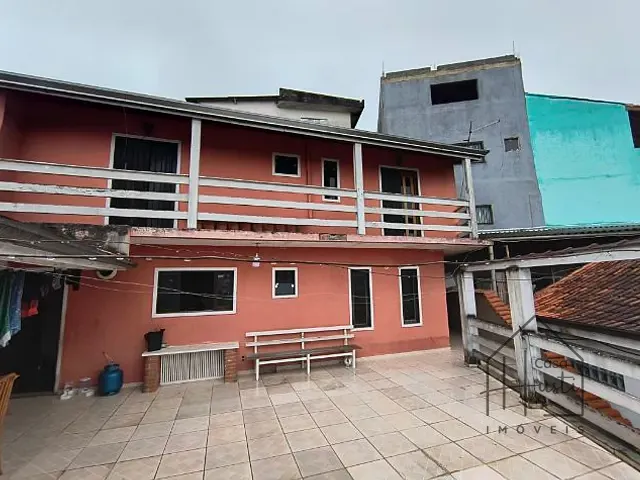 Casa 3 quartos e 2 banheiros, à venda, no bairro Parque Turiguara em Cotia