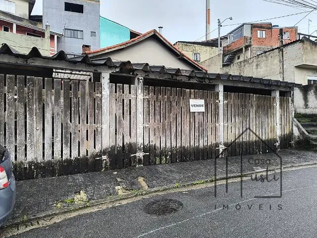 Casa 3 quartos e 2 banheiros, à venda, no bairro Parque Turiguara em Cotia