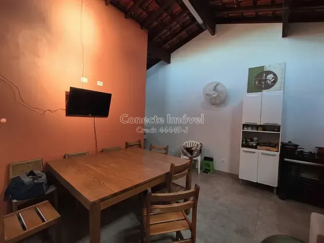 Casa com 200m² 3 quartos e 2 banheiros, à venda, no bairro Nassif em Jaguariúna
