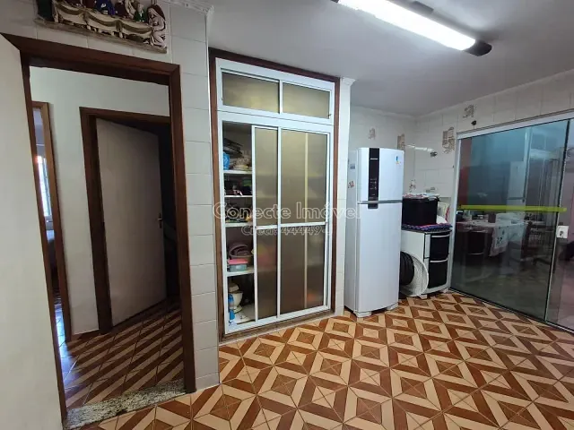 Casa com 200m² 3 quartos e 2 banheiros, à venda, no bairro Nassif em Jaguariúna