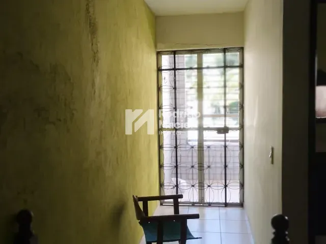 Casa com 300m² 4 quartos e 4 banheiros, à venda, no bairro Casa Forte em Recife