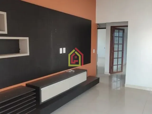 Casa com 450m² 3 quartos e 2 banheiros, à venda, no bairro Jardim Vitória em Marabá