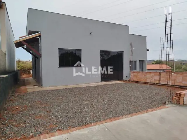 Casa com 160m² 1 quarto e 1 banheiro, à venda, no bairro Jardim Antonio Carlos Bernini em Mococa
