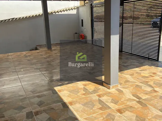 Casa 3 quartos e 2 banheiros, para alugar, no bairro PÔR DO SOL em Ijaci