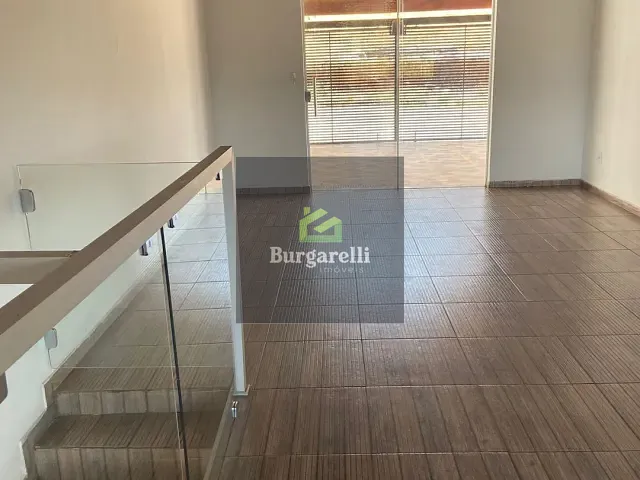 Casa 3 quartos e 2 banheiros, para alugar, no bairro PÔR DO SOL em Ijaci