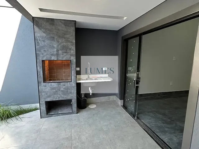 Casa 2 quartos e 1 banheiro, à venda, no bairro Jardim Brasília em Americana