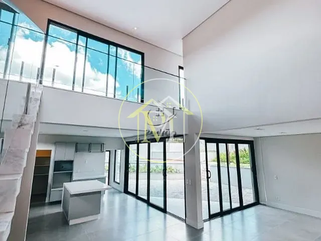 Casa com 1000m² 3 quartos e 6 banheiros, à venda, no bairro Caguaçu em Sorocaba