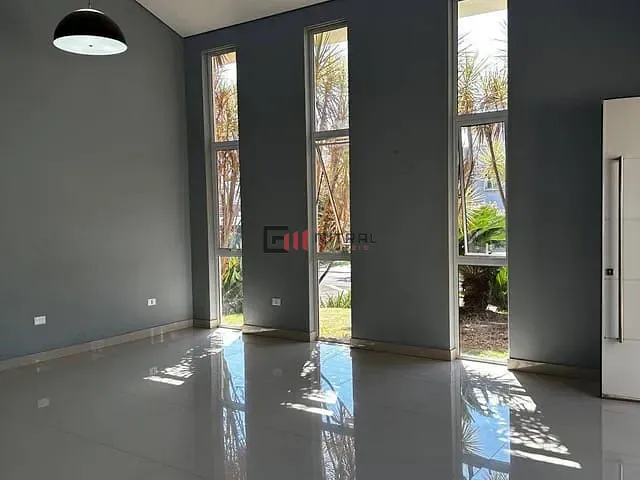 Casa 3 quartos e 6 banheiros, à venda, no bairro Esperança em Londrina