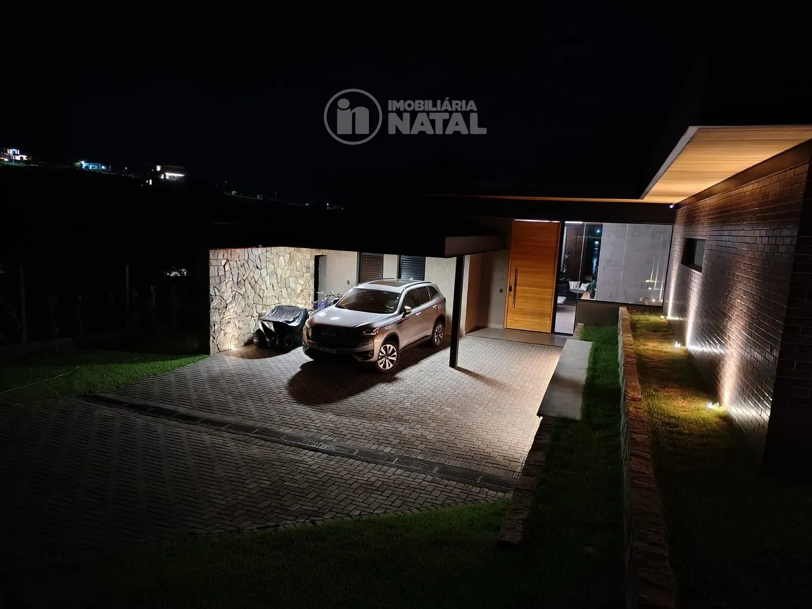 Casa, 3 quartos, 238 m² - Foto 2