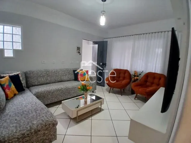 Casa com 250m² 4 quartos e 3 banheiros, à venda, no bairro Jardim Laudissi em Santa Bárbara D'Oeste