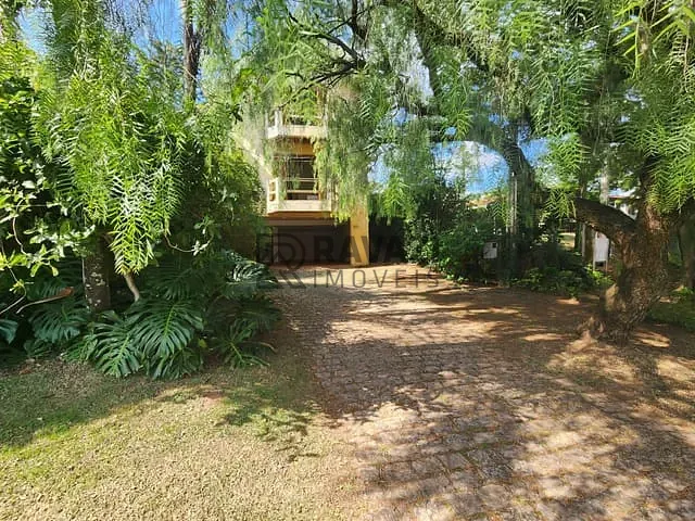 Casa com 1061m² 3 quartos e 4 banheiros, à venda, no bairro Marambaia em Vinhedo