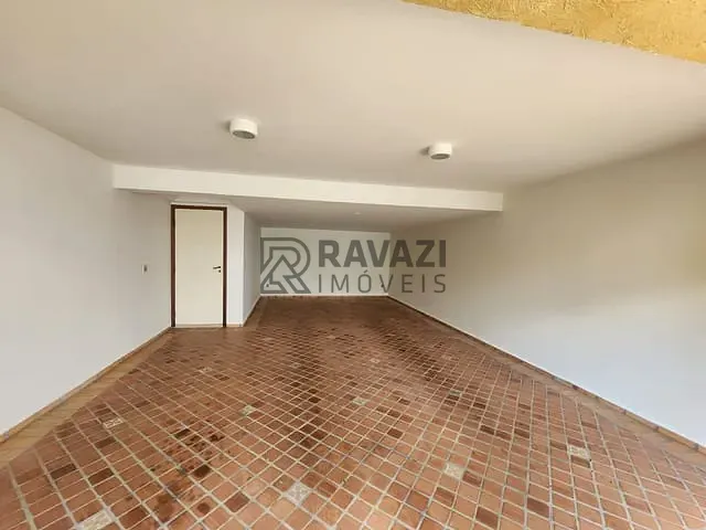 Casa com 1061m² 3 quartos e 4 banheiros, à venda, no bairro Marambaia em Vinhedo