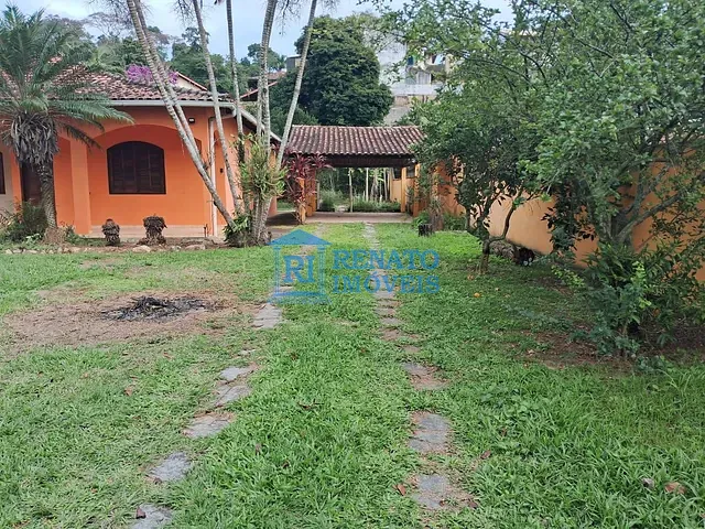 Casa com 1105m² 3 quartos e 1 banheiro, à venda, no bairro Flamengo em Maricá