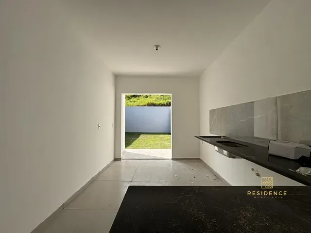 Casa 2 quartos e 2 banheiros, à venda, no bairro Santa Rita do Zarur em Volta Redonda