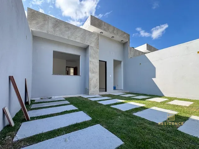 Casa 2 quartos e 2 banheiros, à venda, no bairro Santa Rita do Zarur em Volta Redonda