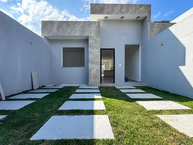 Casa 2 quartos e 2 banheiros, à venda, no bairro Santa Rita do Zarur em Volta Redonda