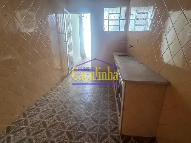 Casa 2 quartos e 1 banheiro, à venda ou para alugar, no bairro Carvão em Barra do Piraí