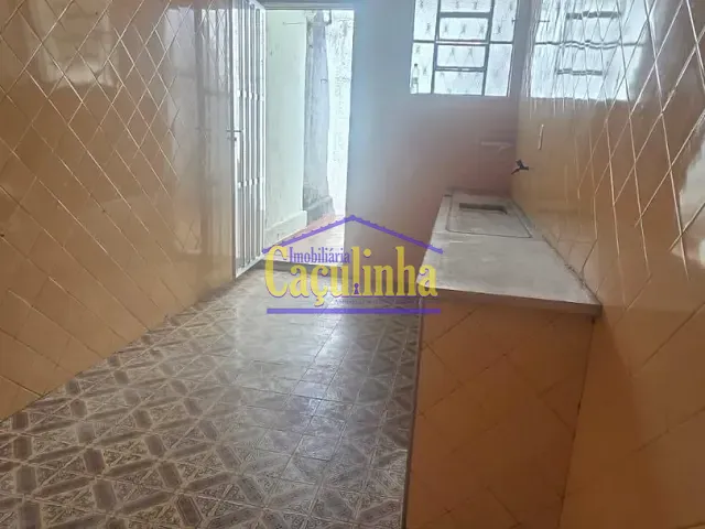 Casa 2 quartos e 1 banheiro, à venda ou para alugar, no bairro Carvão em Barra do Piraí