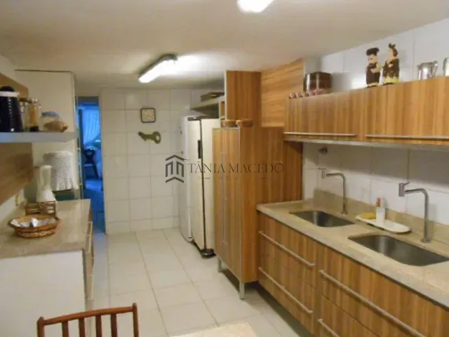 Casa 8 quartos e 5 banheiros, à venda, no bairro Toquinho em Ipojuca