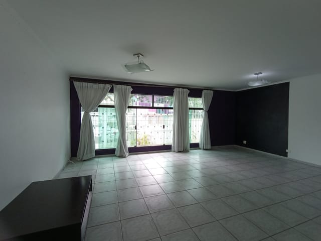 Casa com 290m² 4 quartos e 4 banheiros, à venda, no bairro Jardim da Glória em São Paulo
