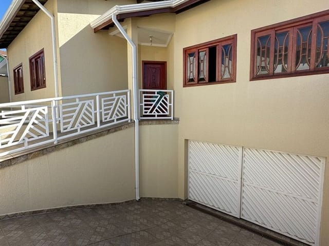 Casa com 240m² 4 quartos e 4 banheiros, à venda, no bairro Ponte Nova em Extrema