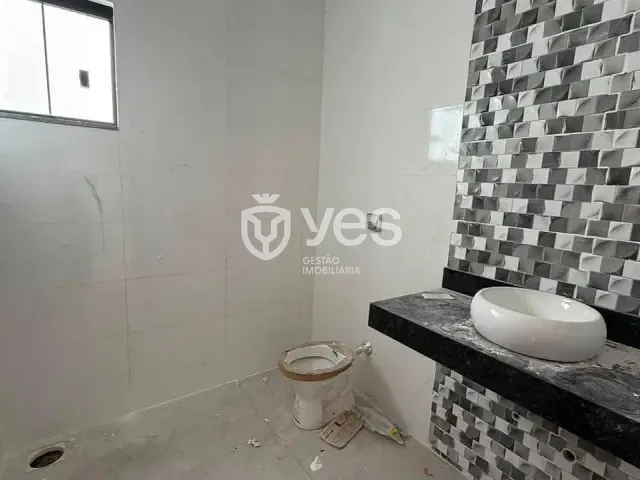 Casa 2 quartos e 1 banheiro, à venda, no bairro Loteamento Residencial Dona Adélia II em Araxá