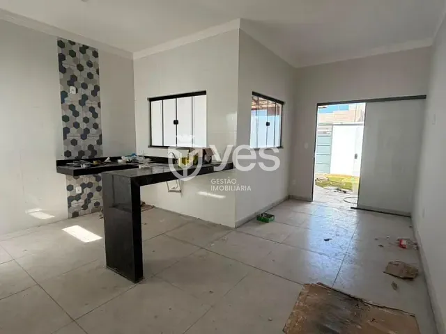Casa 2 quartos e 1 banheiro, à venda, no bairro Loteamento Residencial Dona Adélia II em Araxá