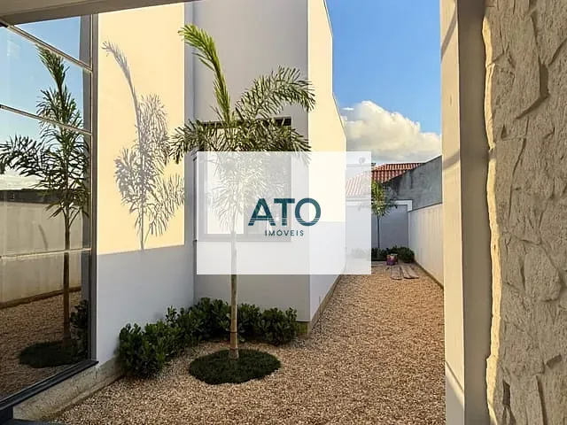 Casa 3 quartos e 4 banheiros, à venda, no bairro Universitário1 em Tijucas